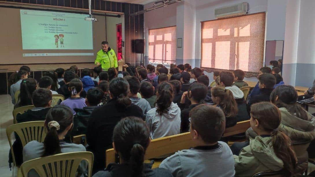 Okullarımızda Eğitim Faaliyetleri Düzenlendi